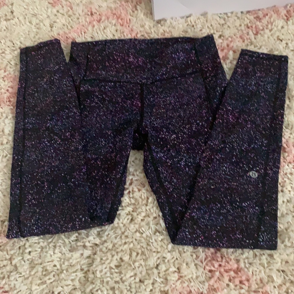 Lululemon leggings SZ 6 NWOT
